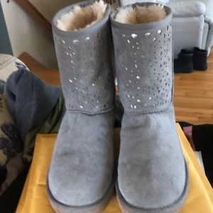 Ugg gray boots size 8